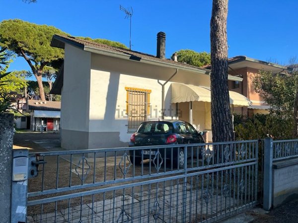 casa indipendente in vendita a Cervia in zona Milano Marittima