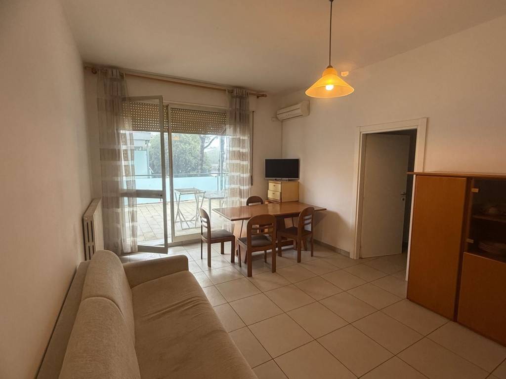 appartamento in vendita a Cervia in zona Pinarella