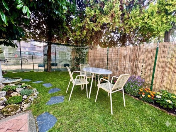 appartamento in vendita a Cervia in zona Pinarella