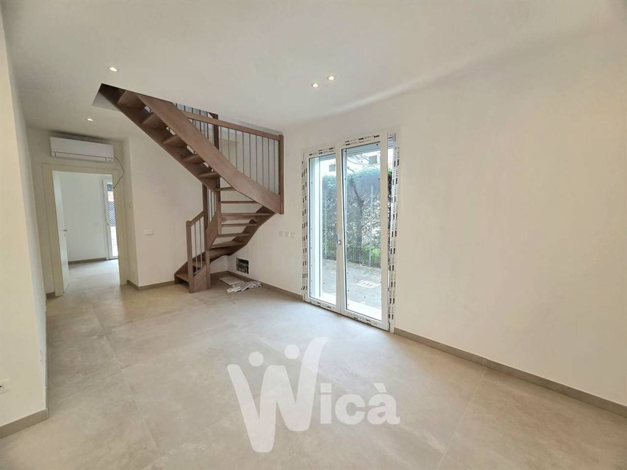 appartamento in vendita a Cervia in zona Pinarella