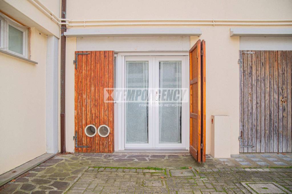 appartamento in vendita a Cervia in zona Pinarella