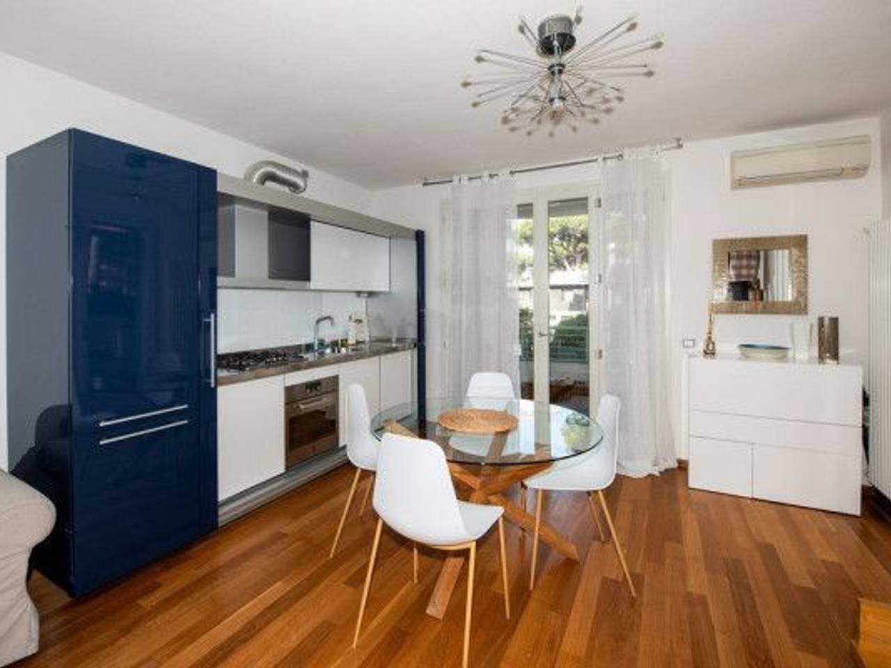 appartamento in vendita a Cervia in zona Milano Marittima