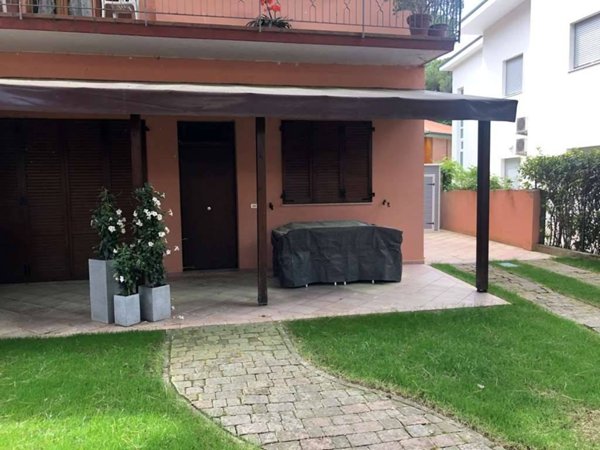 appartamento in vendita a Cervia in zona Milano Marittima