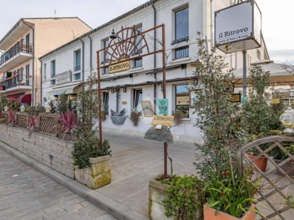 negozio in vendita a Cervia