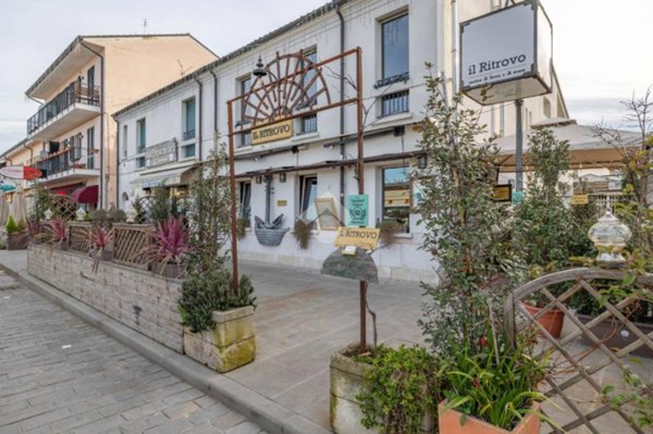 negozio in vendita a Cervia