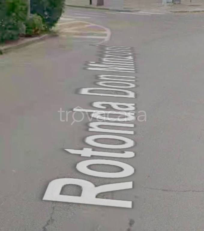 locale commerciale in vendita a Cervia in zona Milano Marittima