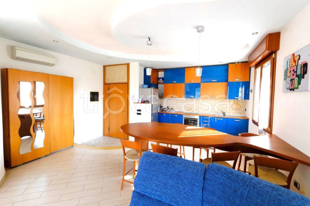 appartamento in vendita a Cervia in zona Milano Marittima