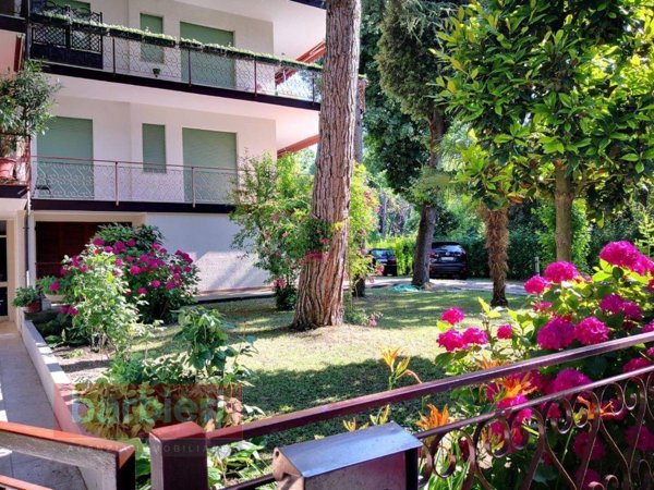 appartamento in vendita a Cervia in zona Milano Marittima