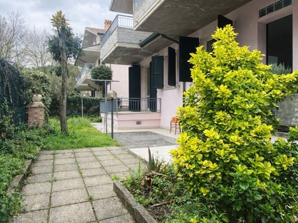 appartamento in vendita a Cervia in zona Milano Marittima