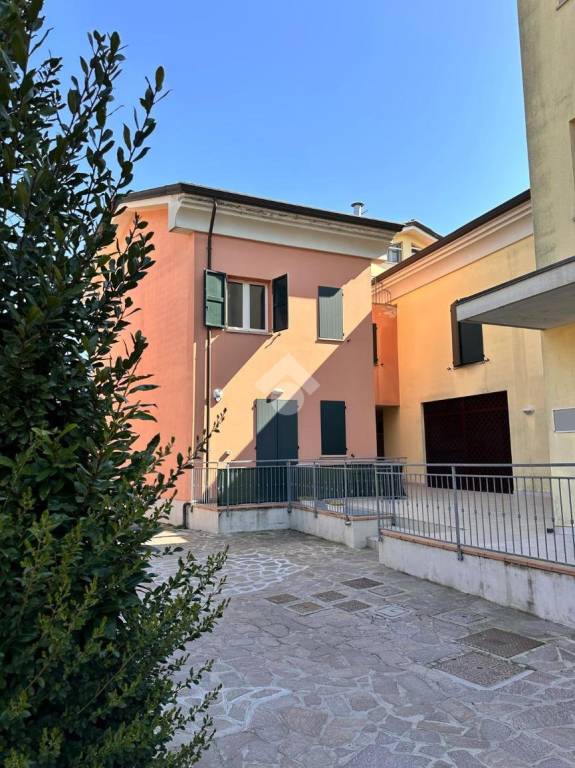 appartamento in vendita a Cervia in zona Castiglione di Cervia
