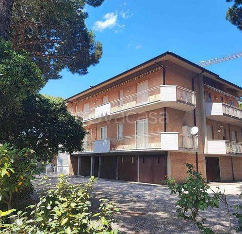 appartamento in vendita a Cervia in zona Milano Marittima