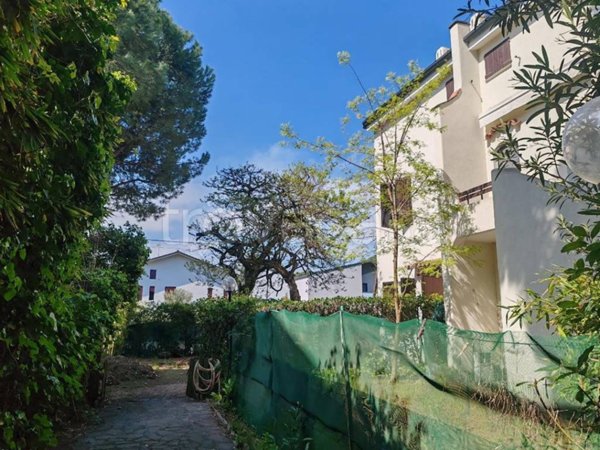 appartamento in vendita a Cervia in zona Pinarella