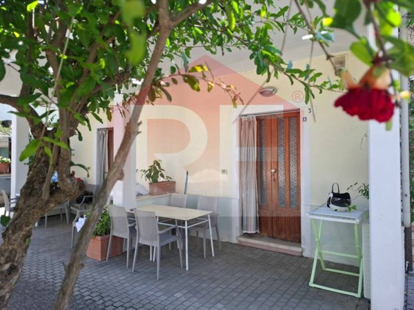 appartamento in vendita a Cervia in zona Pinarella