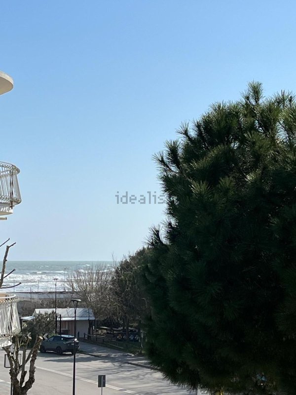 appartamento in vendita a Cervia in zona Pinarella