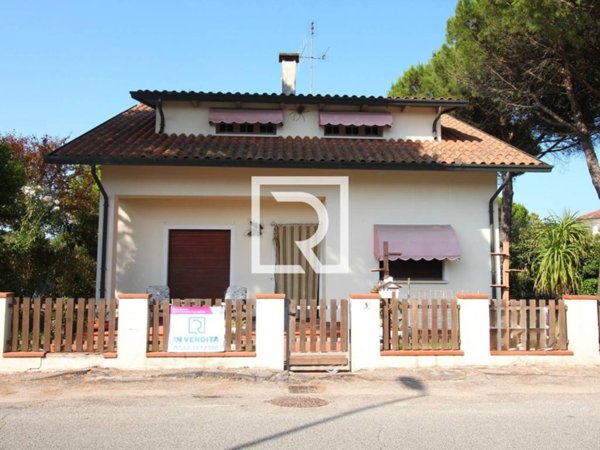 casa indipendente in vendita a Cervia in zona Villa Inferno