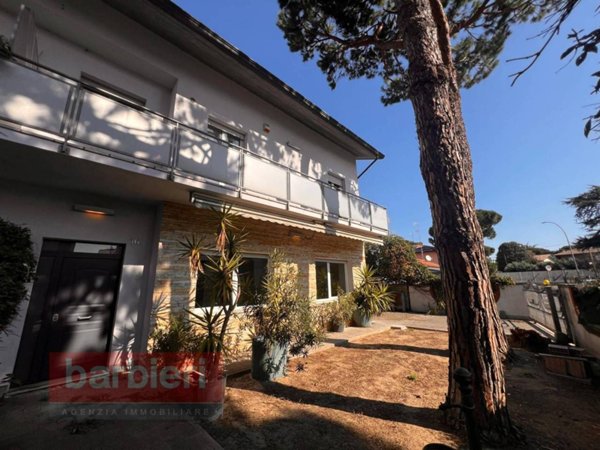 casa indipendente in vendita a Cervia