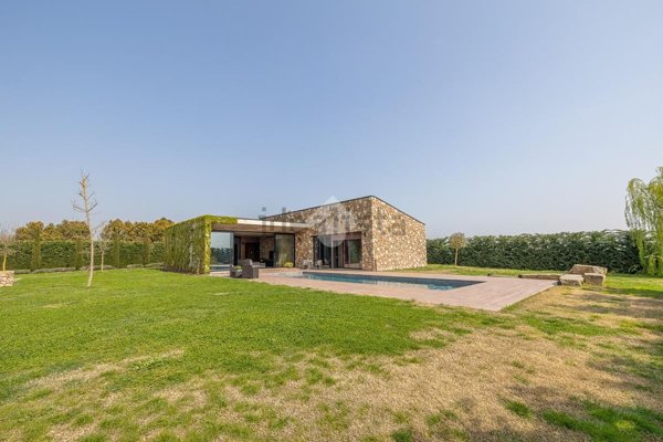 casa indipendente in vendita a Cervia in zona Castiglione di Cervia