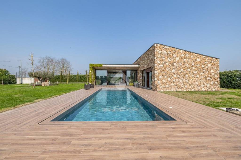 casa indipendente in vendita a Cervia in zona Castiglione di Cervia