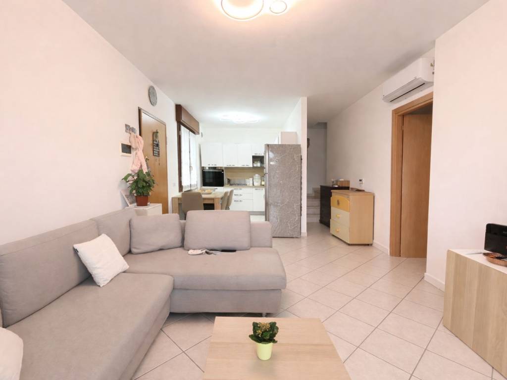 casa indipendente in vendita a Cervia in zona Montaletto