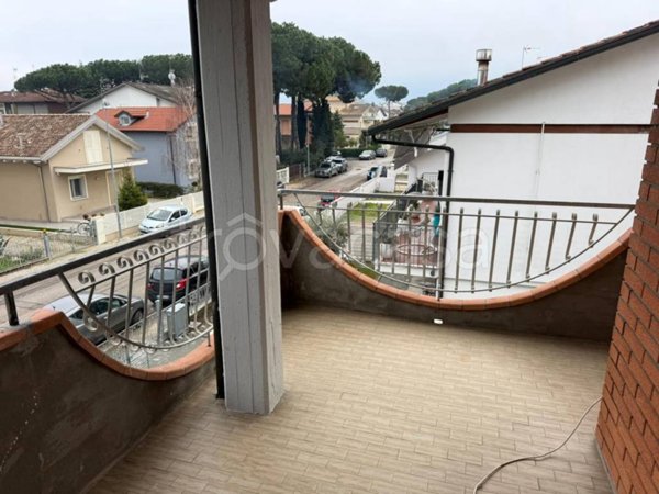 casa indipendente in vendita a Cervia in zona Pinarella