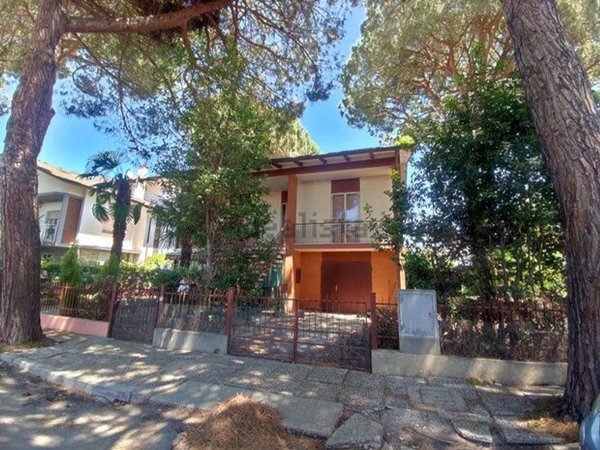 casa indipendente in vendita a Cervia in zona Milano Marittima