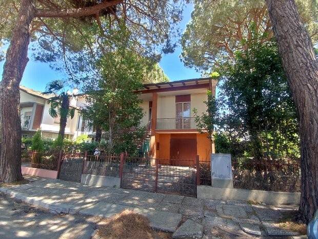 casa indipendente in vendita a Cervia