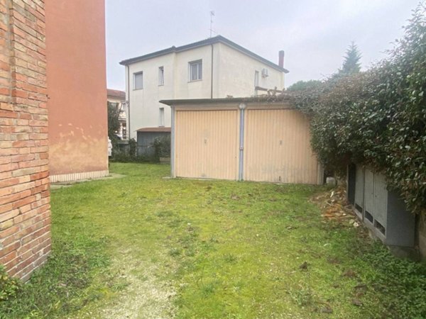 appartamento in vendita a Cervia in zona Milano Marittima