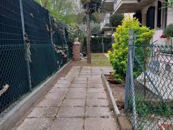 appartamento in vendita a Cervia in zona Pinarella