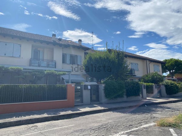 appartamento in vendita a Cervia in zona Pinarella