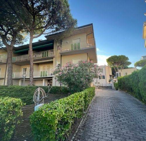 appartamento in vendita a Cervia in zona Milano Marittima