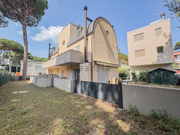 appartamento in vendita a Cervia in zona Milano Marittima