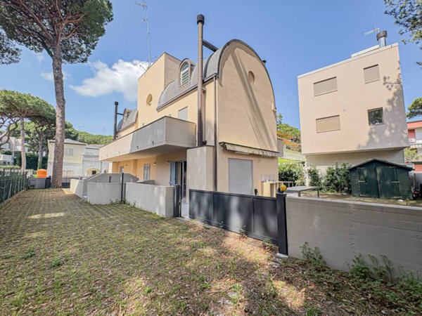 casa indipendente in vendita a Cervia in zona Milano Marittima