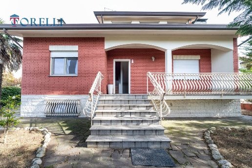 casa indipendente in vendita a Cervia