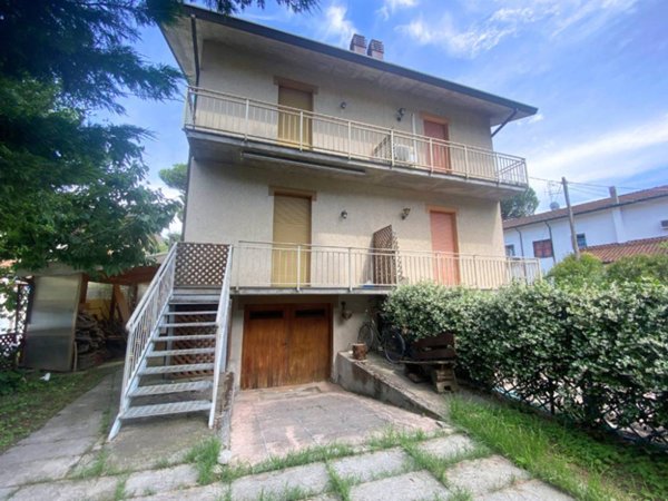 casa indipendente in vendita a Cervia in zona Terme