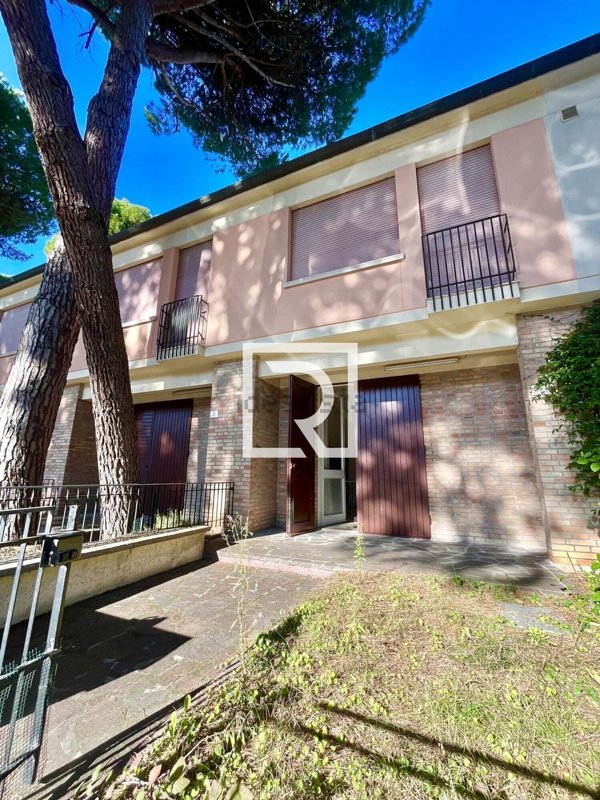 casa indipendente in vendita a Cervia in zona Milano Marittima