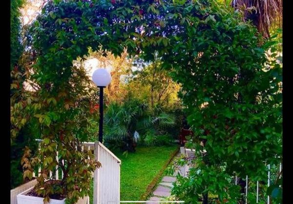 appartamento in vendita a Cervia in zona Milano Marittima