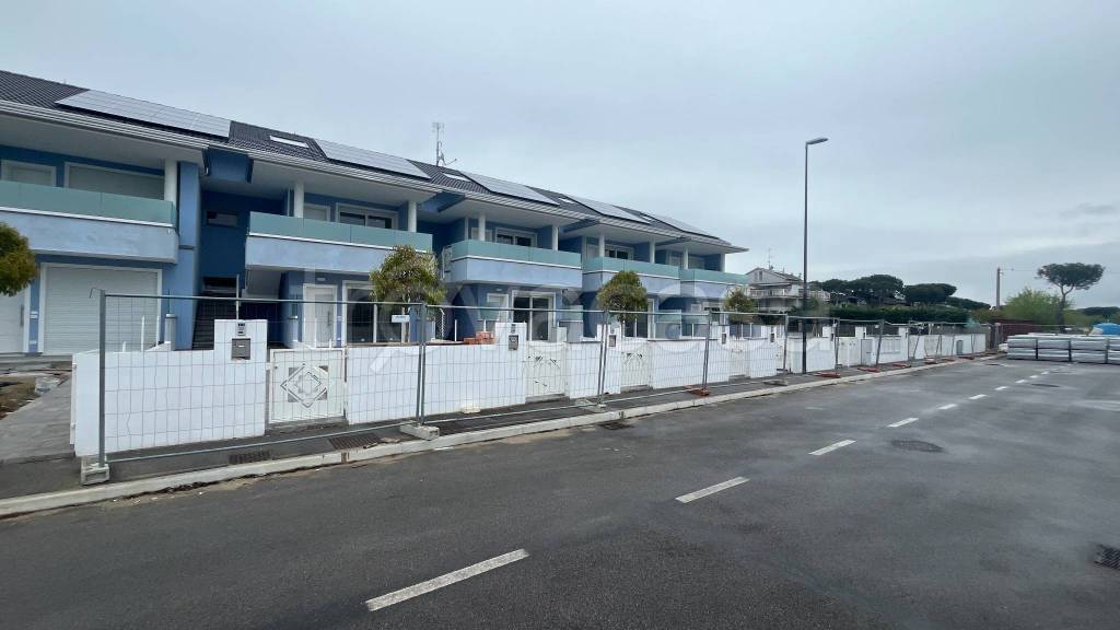 appartamento in vendita a Cervia in zona Pinarella