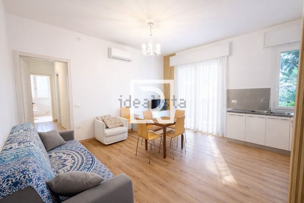 appartamento in vendita a Cervia in zona Pinarella