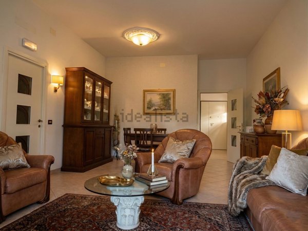 appartamento in vendita a Cervia in zona Milano Marittima