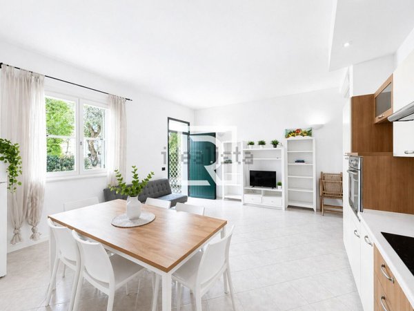 appartamento in vendita a Cervia in zona Pinarella