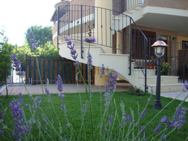 appartamento in vendita a Cervia in zona Pinarella