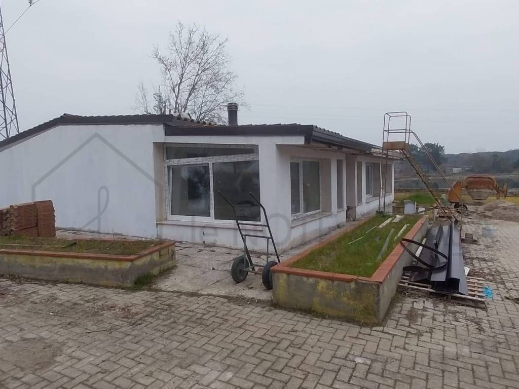 casa indipendente in vendita a Cervia in zona Villa Inferno