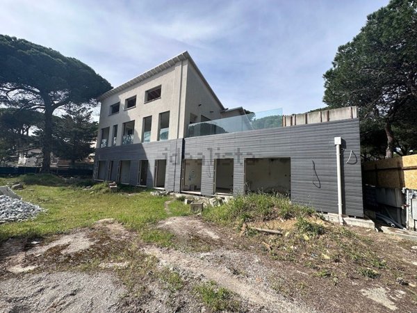 appartamento in vendita a Cervia in zona Milano Marittima