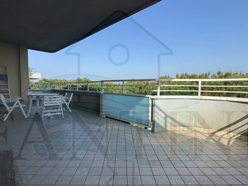 appartamento in vendita a Cervia in zona Pinarella