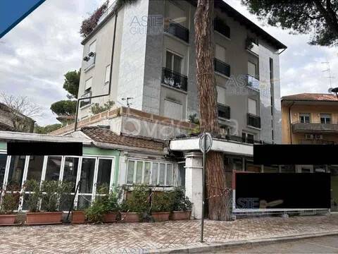 appartamento in vendita a Cervia in zona Milano Marittima