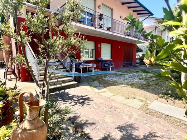 casa indipendente in vendita a Cervia