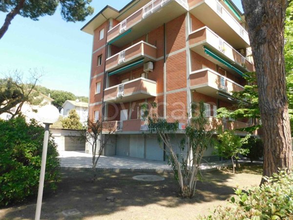 appartamento in vendita a Cervia in zona Pinarella