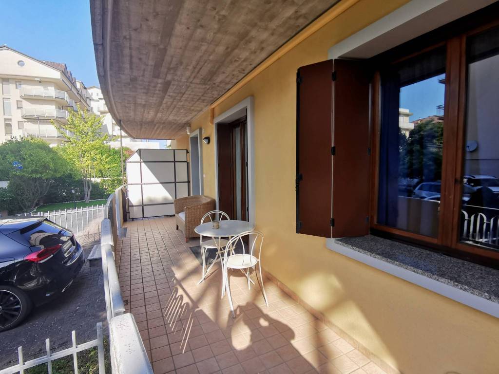 appartamento in vendita a Cervia in zona Pinarella