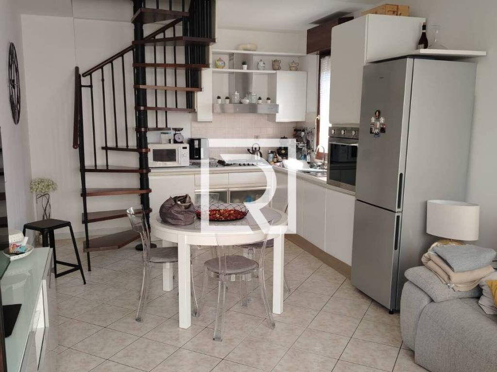 appartamento in vendita a Cervia in zona Pinarella