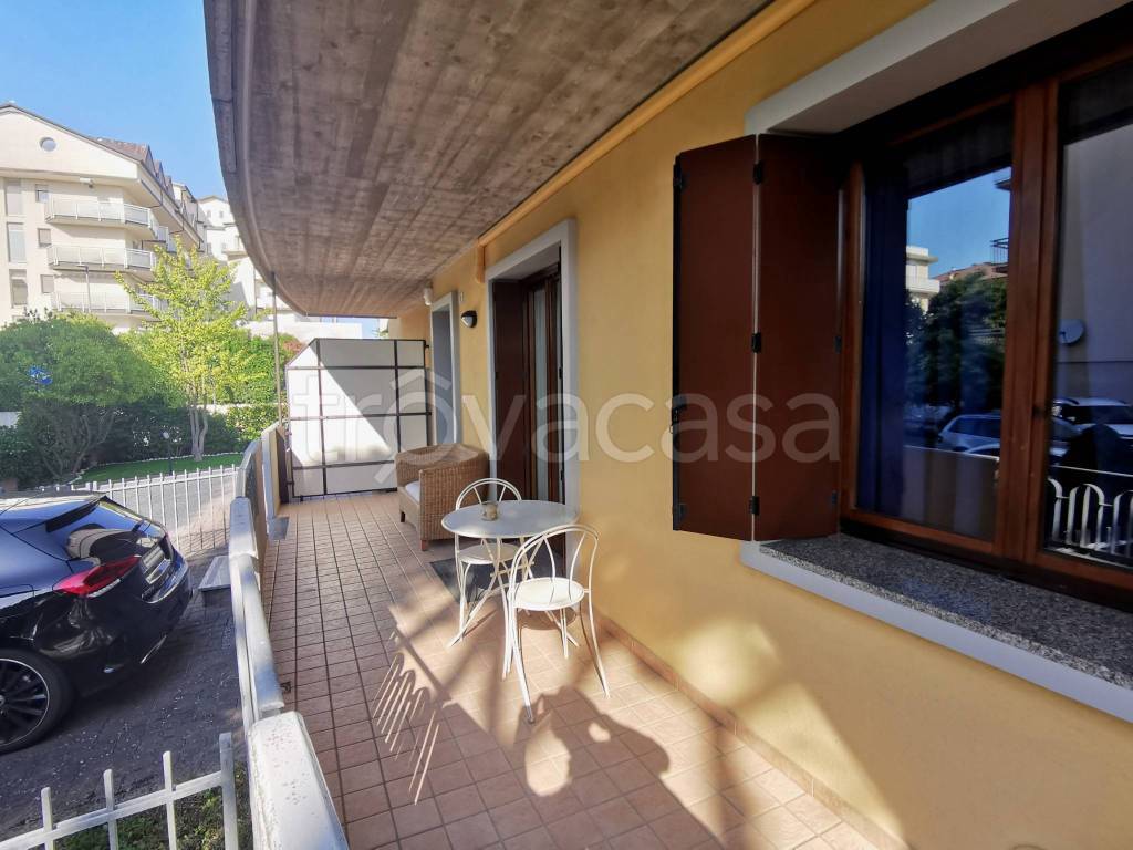 appartamento in vendita a Cervia in zona Pinarella